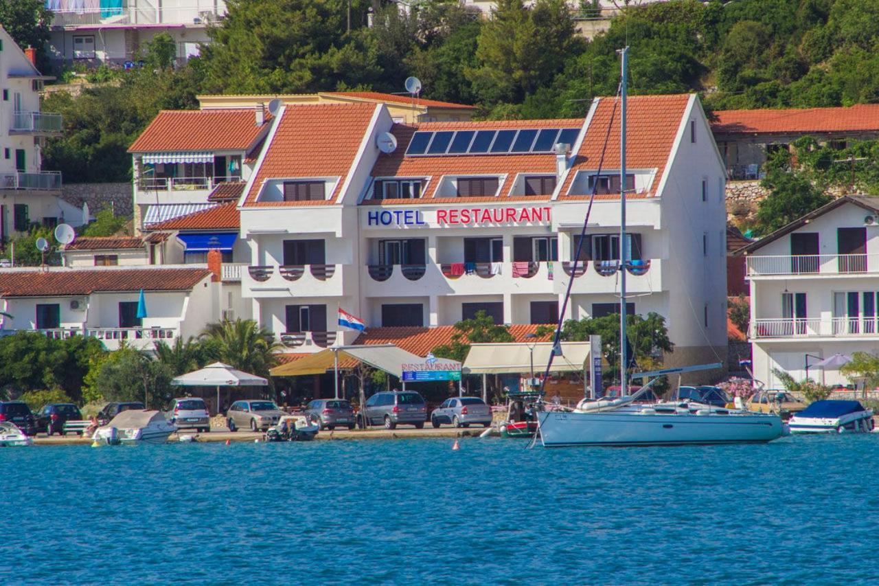 House Hotel Plava Laguna Tisno Εξωτερικό φωτογραφία