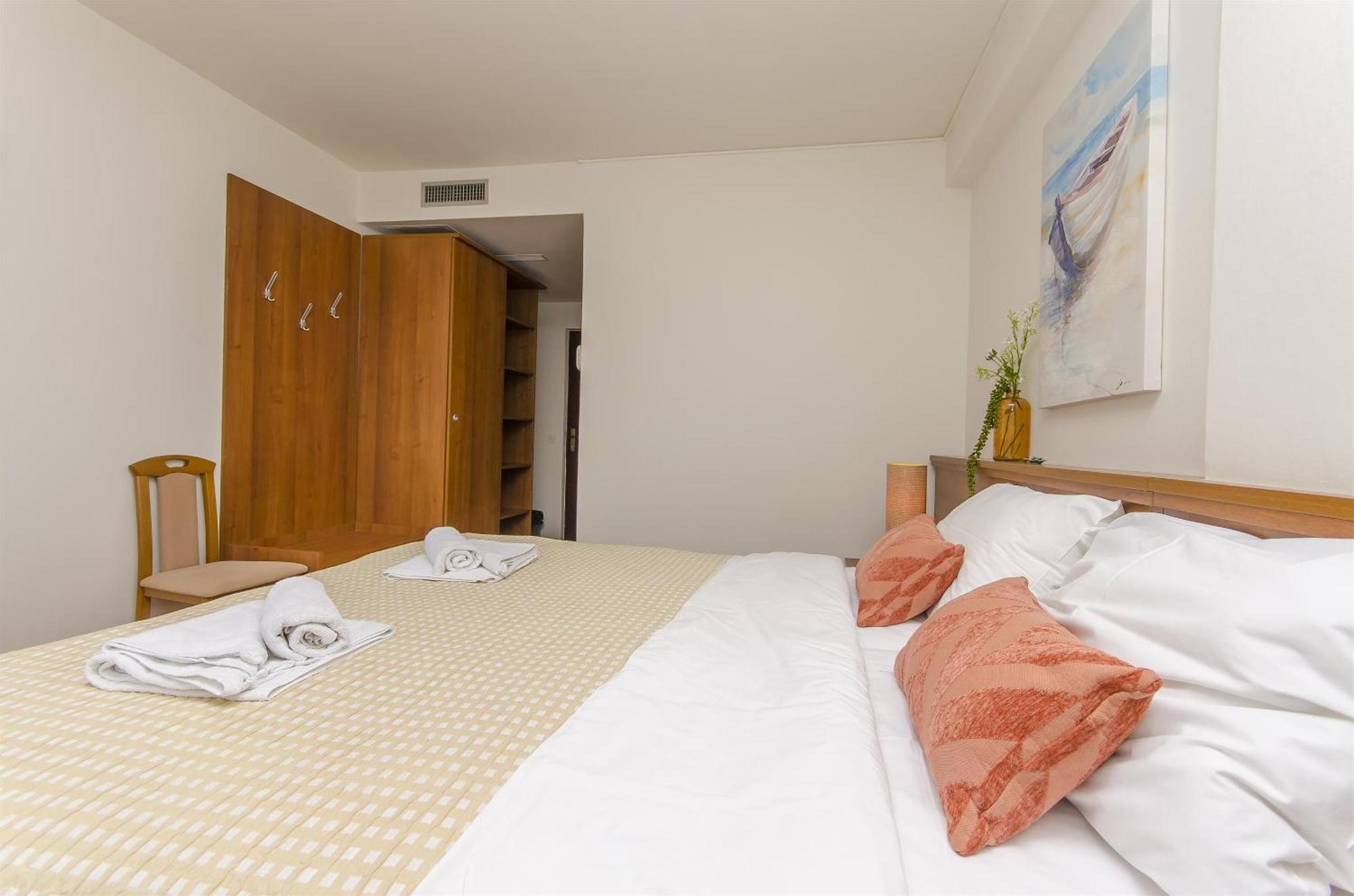 House Hotel Plava Laguna Tisno Εξωτερικό φωτογραφία