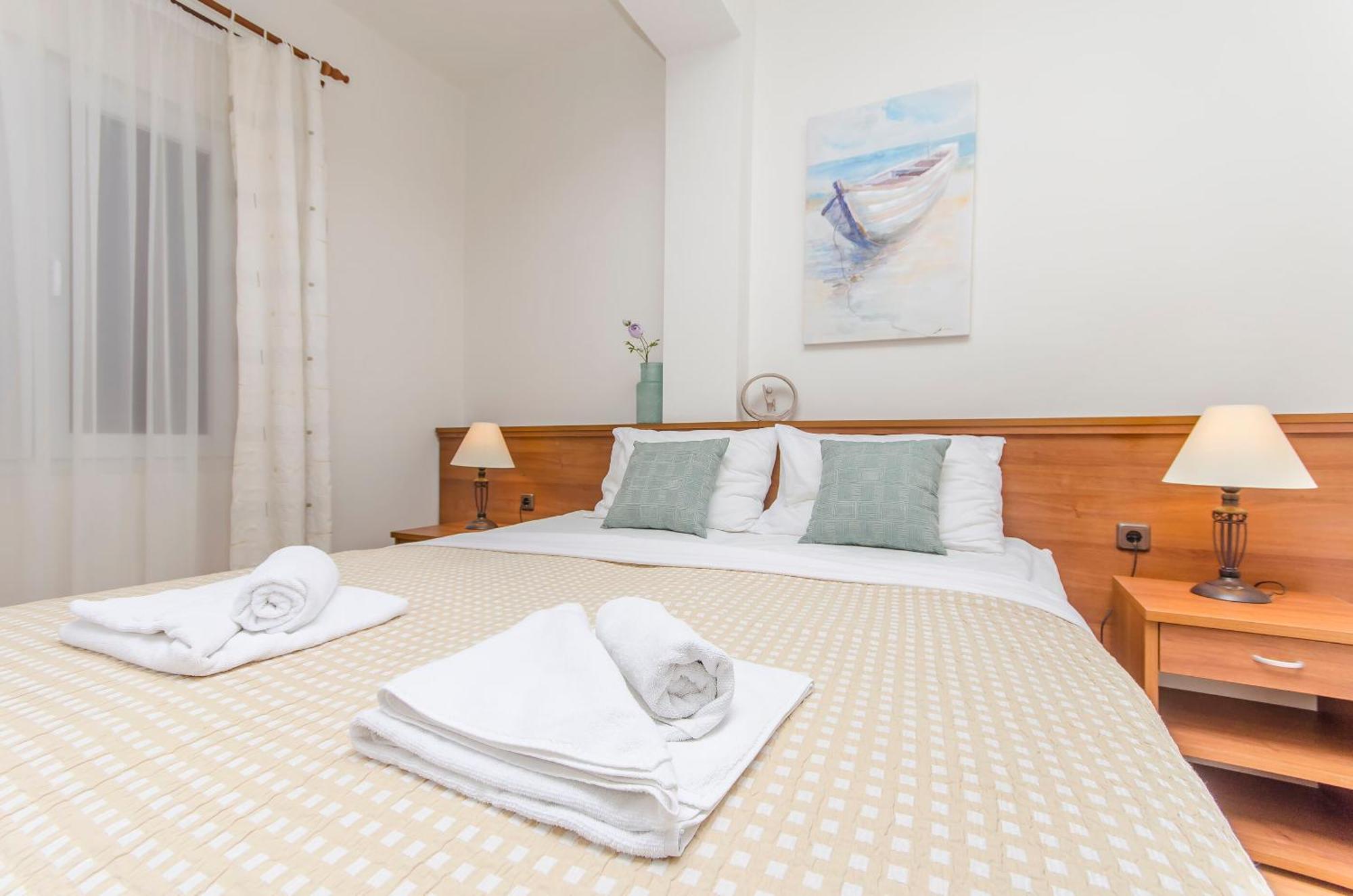 House Hotel Plava Laguna Tisno Εξωτερικό φωτογραφία