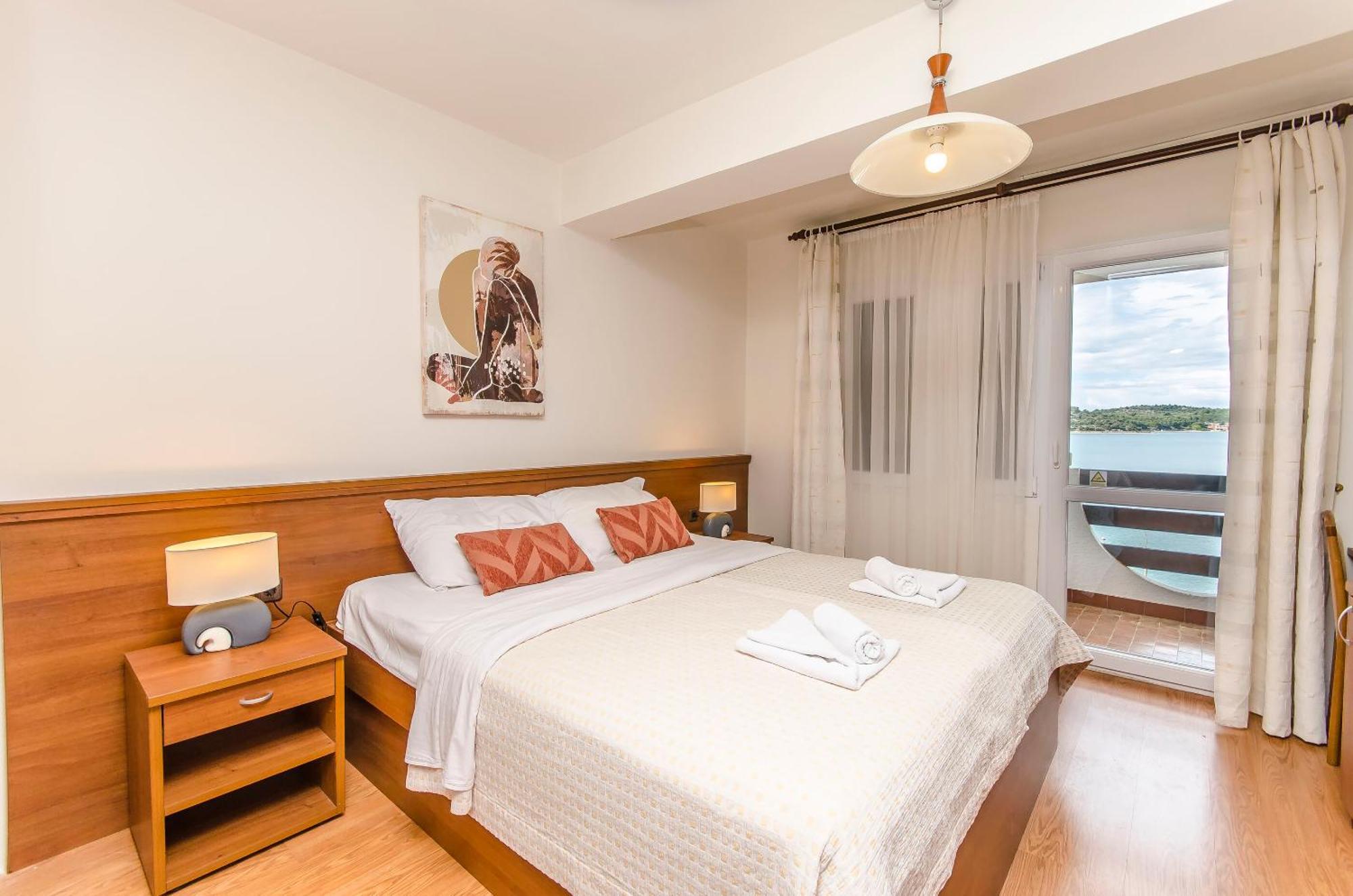 House Hotel Plava Laguna Tisno Εξωτερικό φωτογραφία