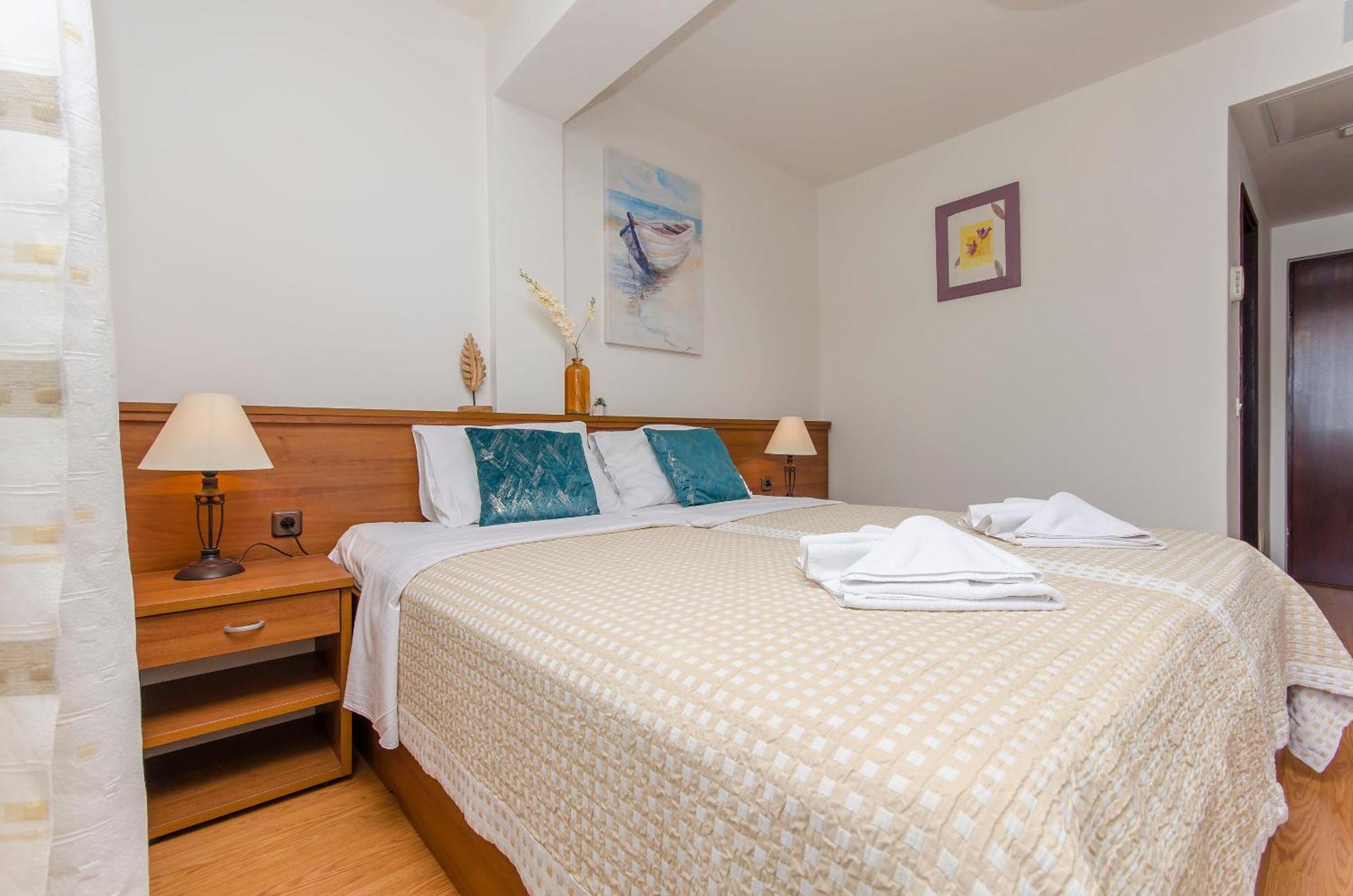 House Hotel Plava Laguna Tisno Εξωτερικό φωτογραφία